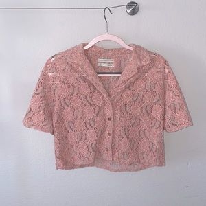Mauve rose colored floral urban outfitters top!